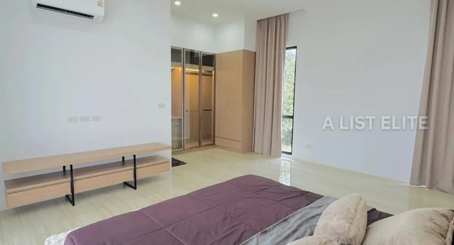 Haus zur Miete mit 4 Zimmer in Bang Lamung, Chonburi