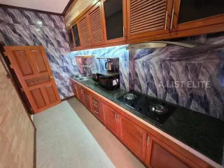 À vendre et à louer 3 chambres maison à Bang Lamung, Chonburi