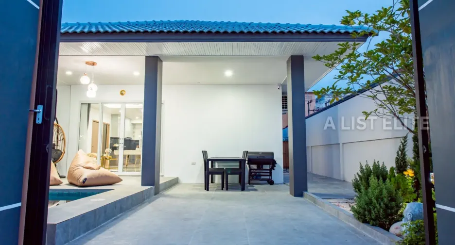 For rent 4 bedrooms house in Bang Lamung, Chonburi
