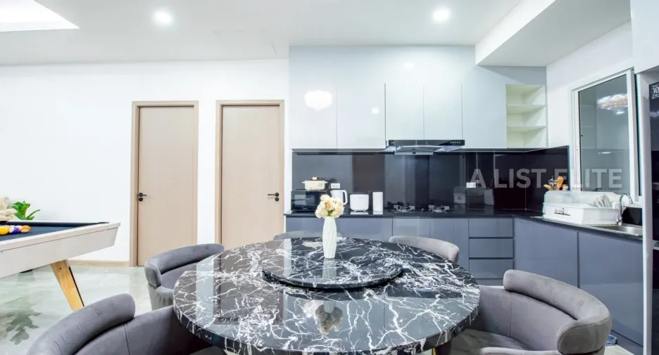 For rent 4 bedrooms house in Bang Lamung, Chonburi