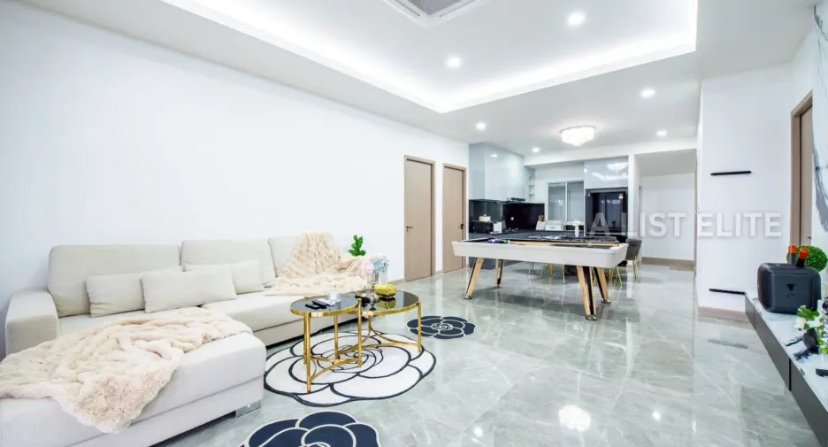 For rent 4 bedrooms house in Bang Lamung, Chonburi