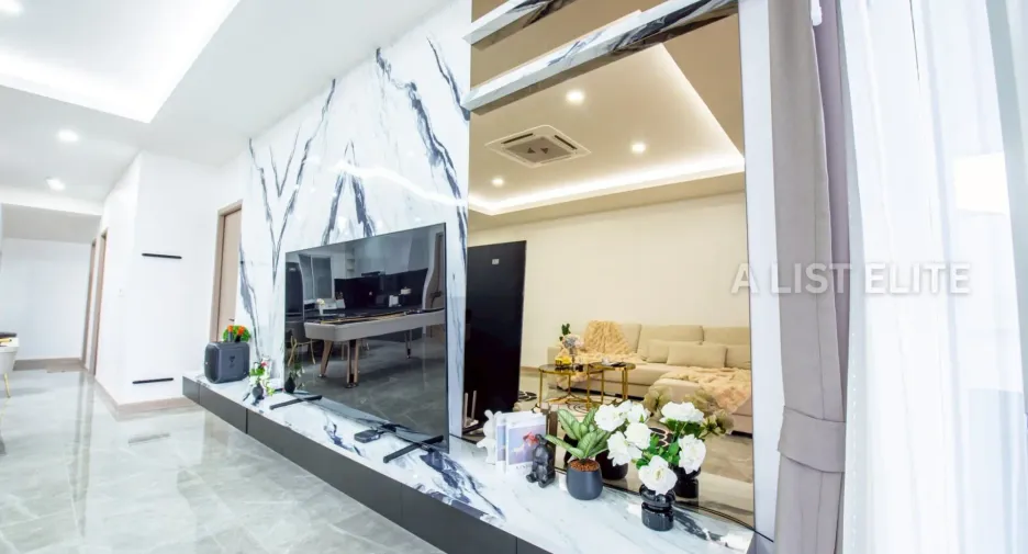 For rent 4 bedrooms house in Bang Lamung, Chonburi