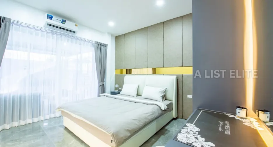 For rent 4 bedrooms house in Bang Lamung, Chonburi