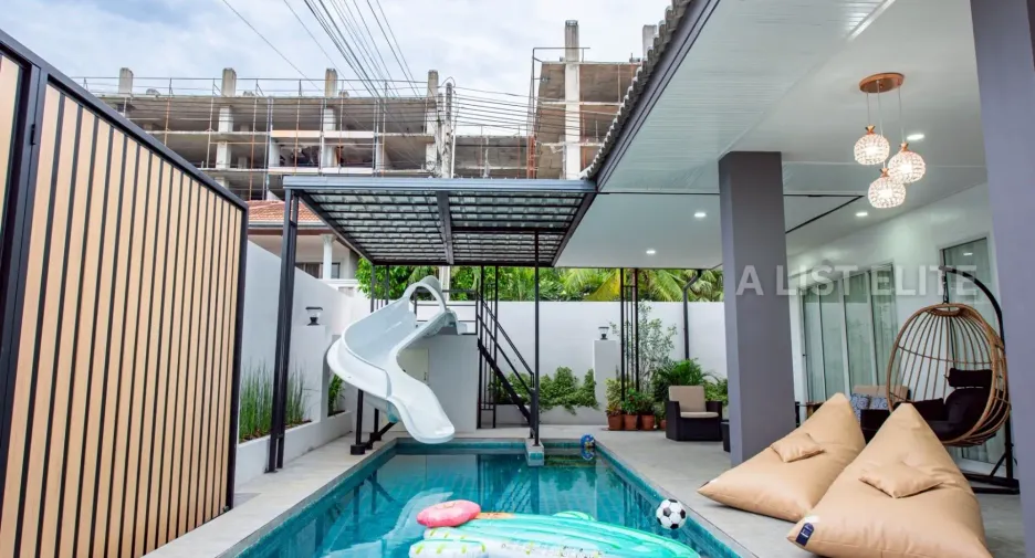 For rent 4 bedrooms house in Bang Lamung, Chonburi