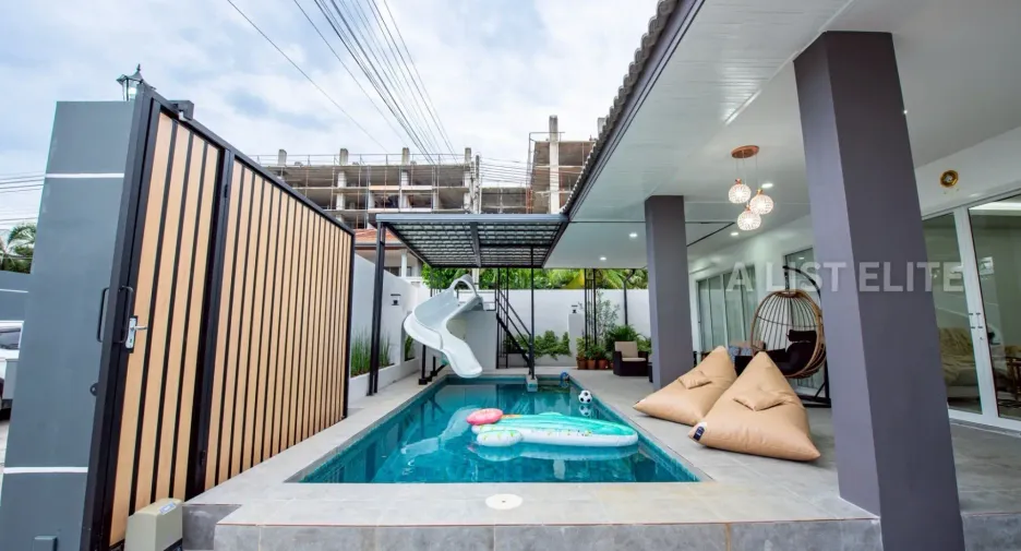 For rent 4 bedrooms house in Bang Lamung, Chonburi