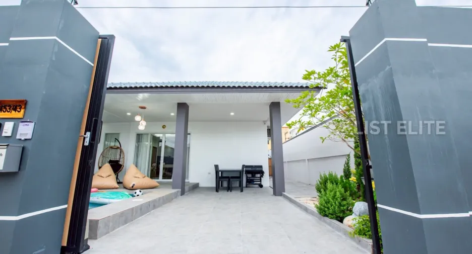 For rent 4 bedrooms house in Bang Lamung, Chonburi