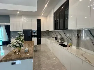 À louer 5 chambres maison à Bang Lamung, Chonburi