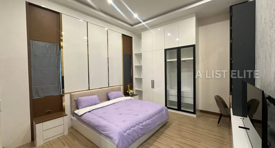À louer 5 chambres maison à Bang Lamung, Chonburi