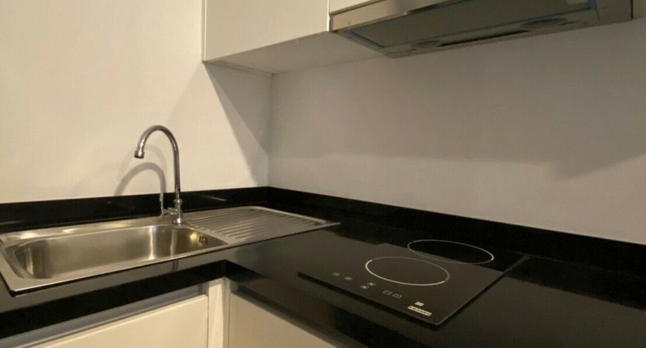 For sale and for rent 1 bed condo in Watthana, Bangkok