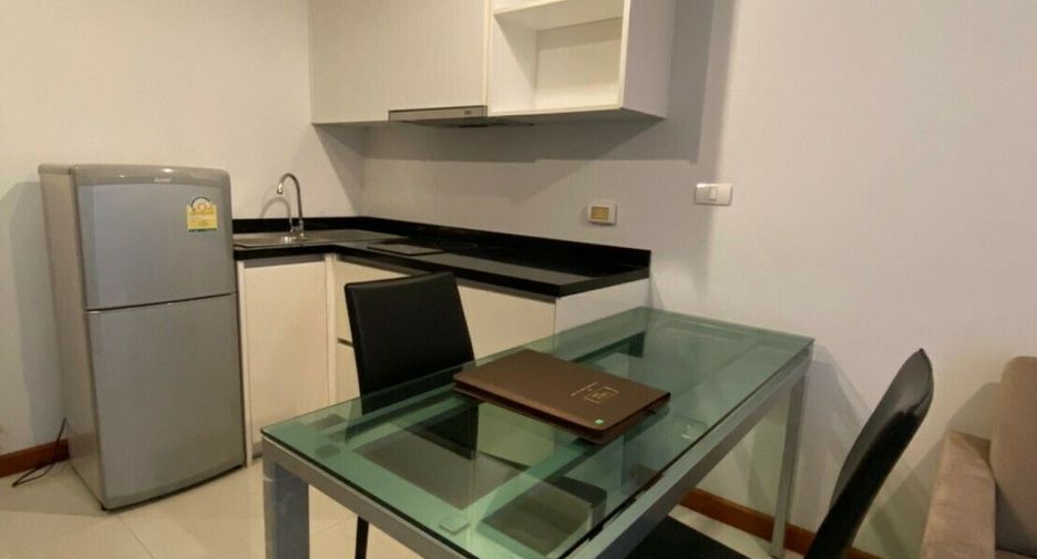 For sale and for rent 1 bed condo in Watthana, Bangkok