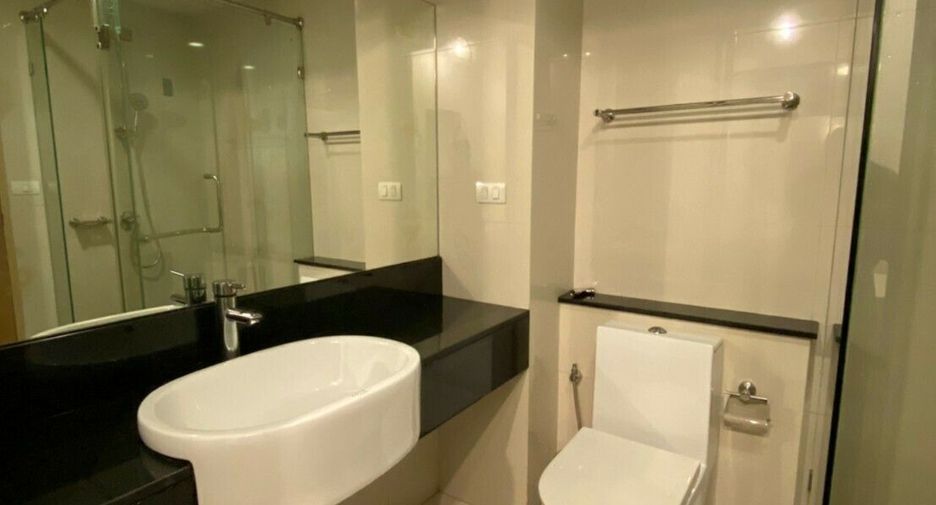 For sale and for rent 1 bed condo in Watthana, Bangkok