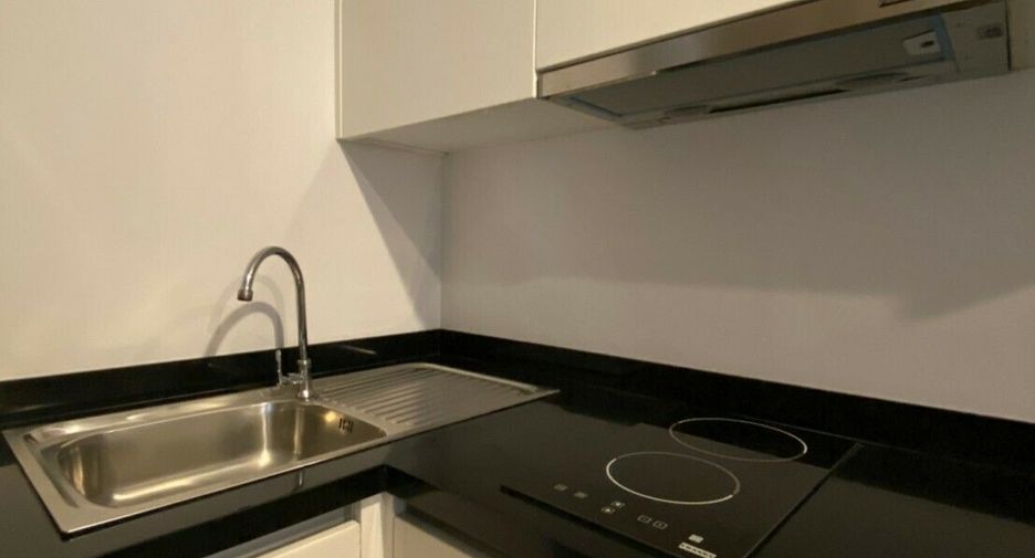 For sale and for rent 1 bed condo in Watthana, Bangkok