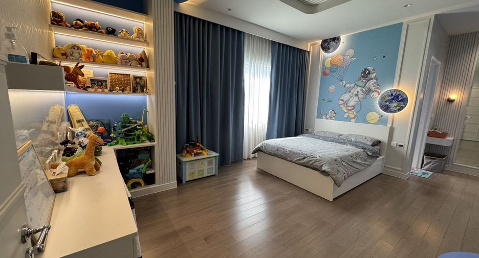 Casa en venta de 4 habitaciones en Lat Krabang, Bangkok
