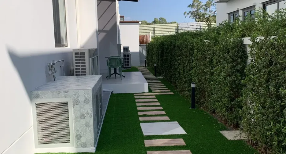 Casa en venta de 4 habitaciones en Lat Krabang, Bangkok