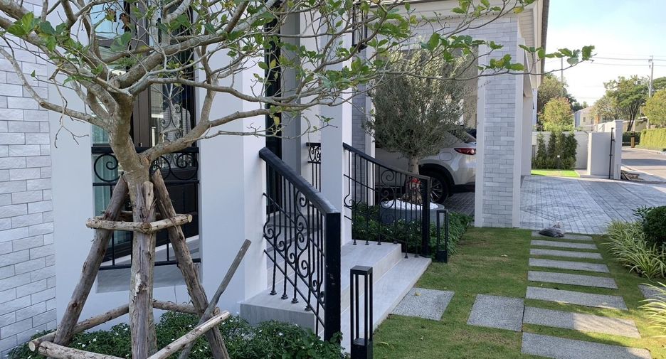 Casa en venta de 4 habitaciones en Lat Krabang, Bangkok