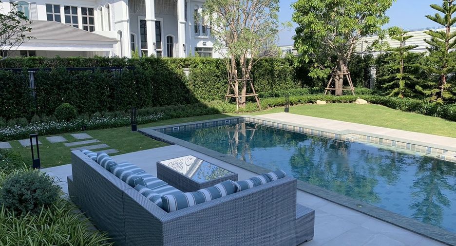 Casa en venta de 4 habitaciones en Lat Krabang, Bangkok
