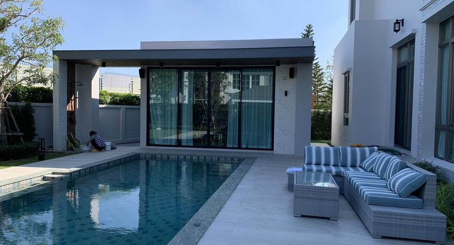 Casa en venta de 4 habitaciones en Lat Krabang, Bangkok