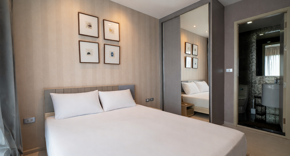 For sale 1 bed condo in Khlong Toei, Bangkok