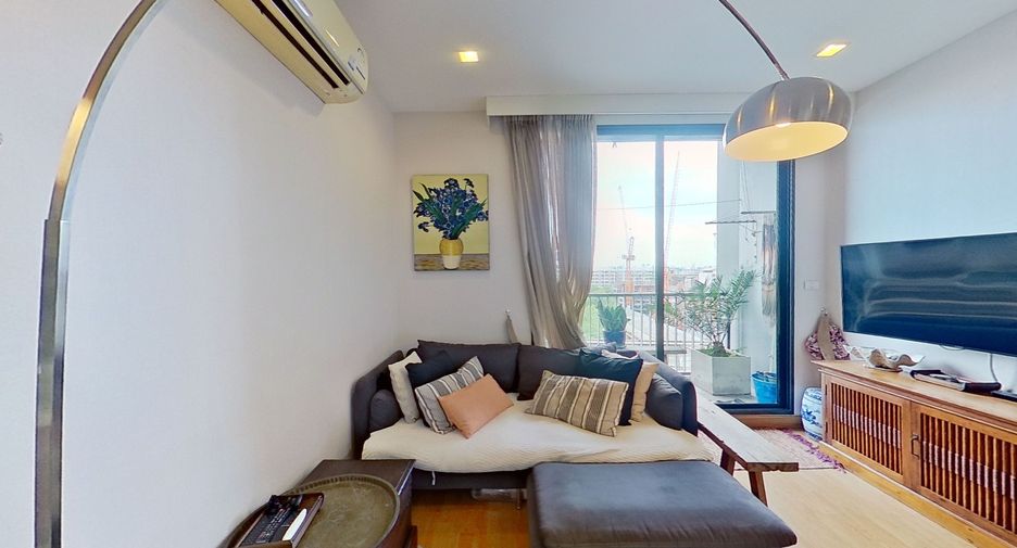 À vendre 2 chambres condo à Phra Khanong, Bangkok