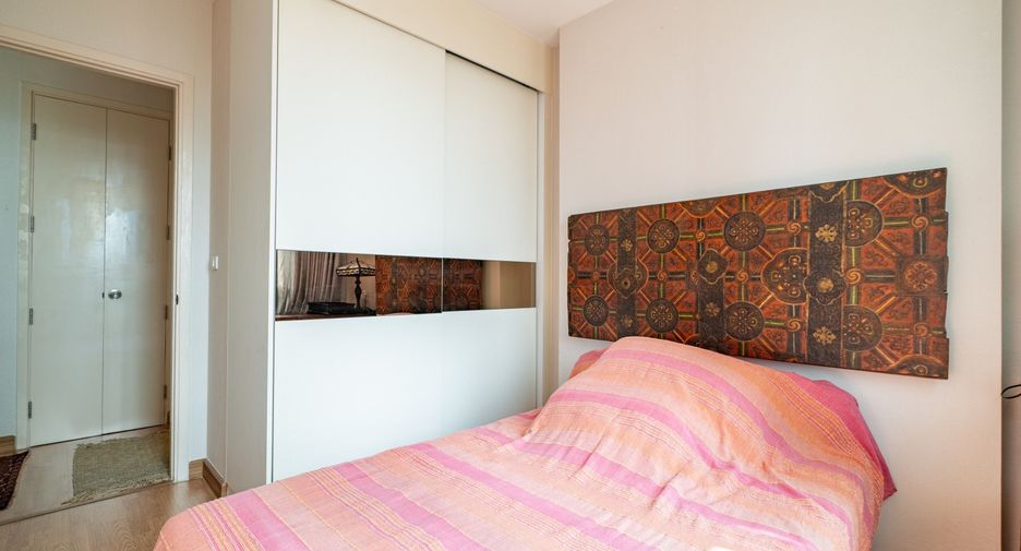 Condo en venta de 2 habitaciones en Phra Khanong, Bangkok