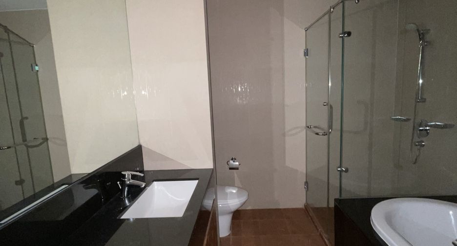 Condo en venta y en alquiler de 2 habitaciones en Pathum Wan, Bangkok