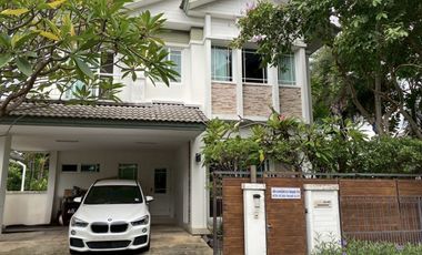 Casa en venta de 3 habitaciones en Bang Kapi, Bangkok