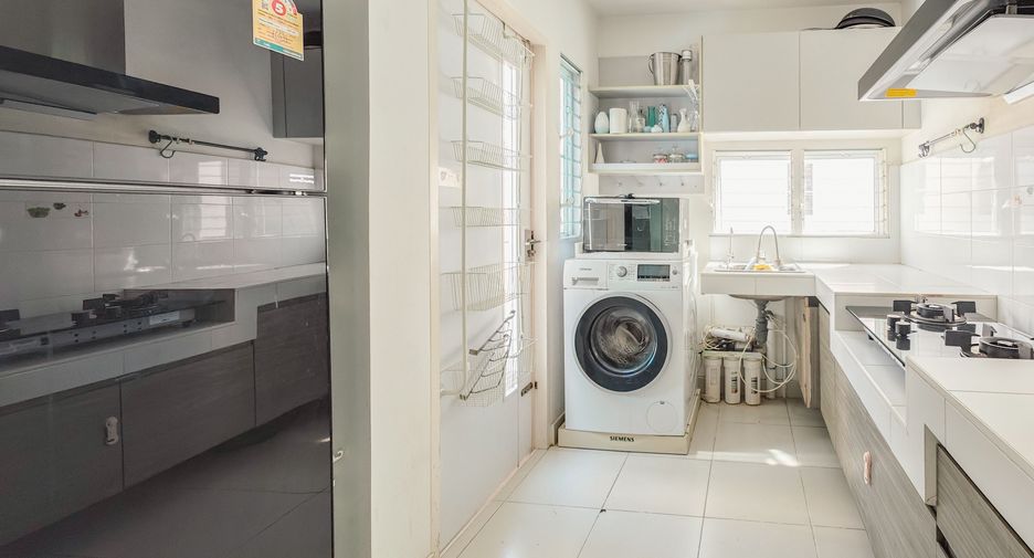 For sale and for rent 3 bedrooms house in Bang Phli, Samut Prakan