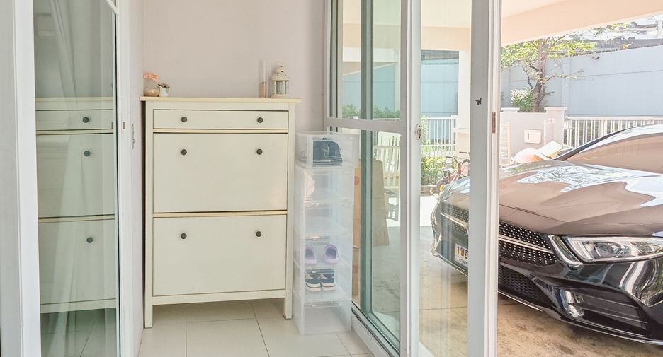 For sale and for rent 3 bedrooms house in Bang Phli, Samut Prakan