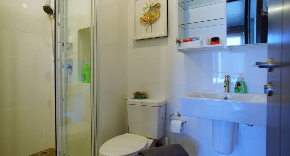 For sale 1 bed condo in Watthana, Bangkok