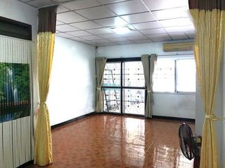 For sale 2 bedrooms townhouse in Don Mueang, Bangkok