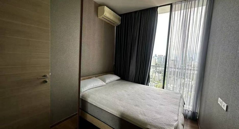 For sale 2 bedrooms condo in Khlong Toei, Bangkok