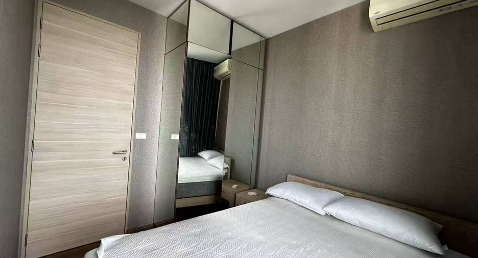 For sale 2 bedrooms condo in Khlong Toei, Bangkok