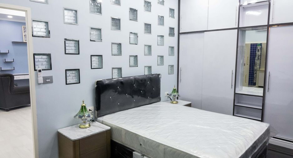 For sale and for rent 2 bedrooms condo in Khlong Toei, Bangkok