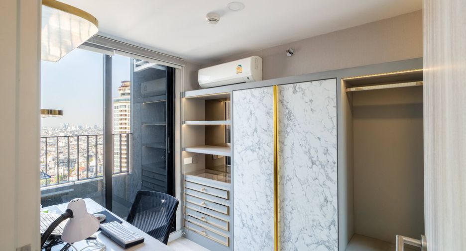 Condo en venta de 1 habitaciones en Sathon, Bangkok