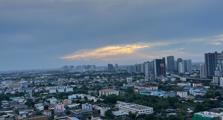 For sale 1 bed condo in Thon Buri, Bangkok