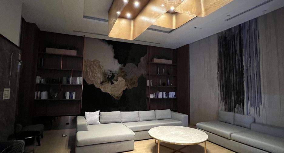 For sale 1 bed condo in Thon Buri, Bangkok