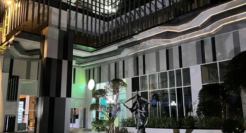 For sale 1 bed condo in Thon Buri, Bangkok
