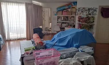 Condo en venta de 2 habitaciones en Yan Nawa, Bangkok