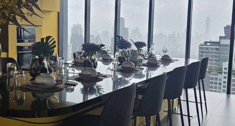 For sale 1 bed condo in Huai Khwang, Bangkok