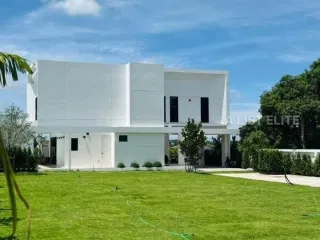 For Rent 4 Bedroom House In Bang Lamung, Chonburi