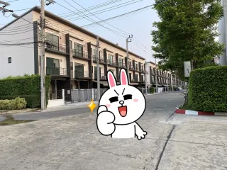 Reihenhaus zum Kauf mit 3 Zimmer in Chatuchak, Bangkok