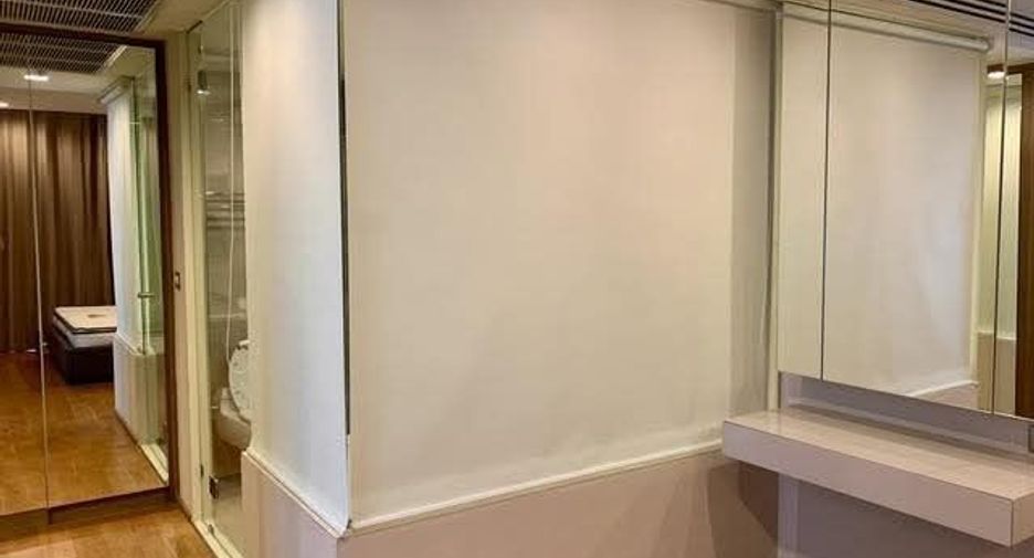 À vendre 1 chambre condo à Sathon, Bangkok