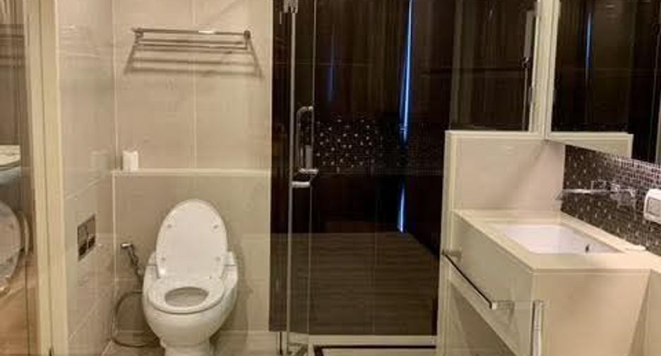 À vendre 1 chambre condo à Sathon, Bangkok
