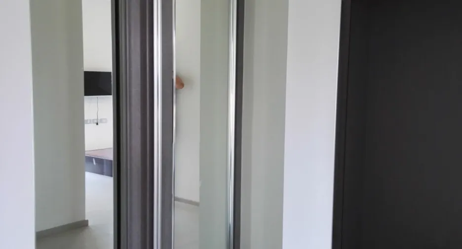 For sale 1 bed condo in Khlong Toei, Bangkok