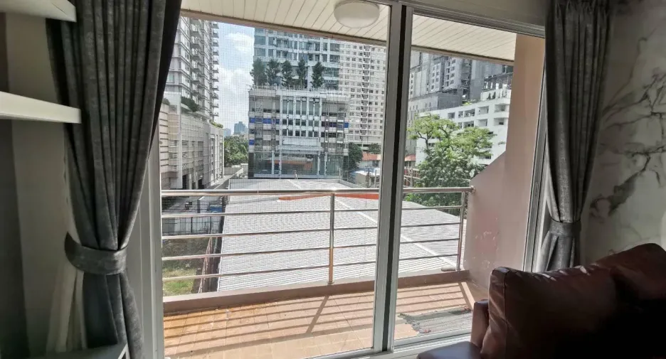 Wohnung zur Miete mit 2 Zimmer in Khlong Toei, Bangkok