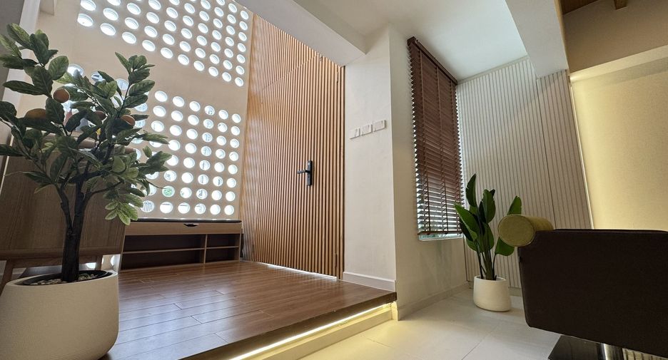 Casa en venta de 2 habitaciones en Watthana, Bangkok
