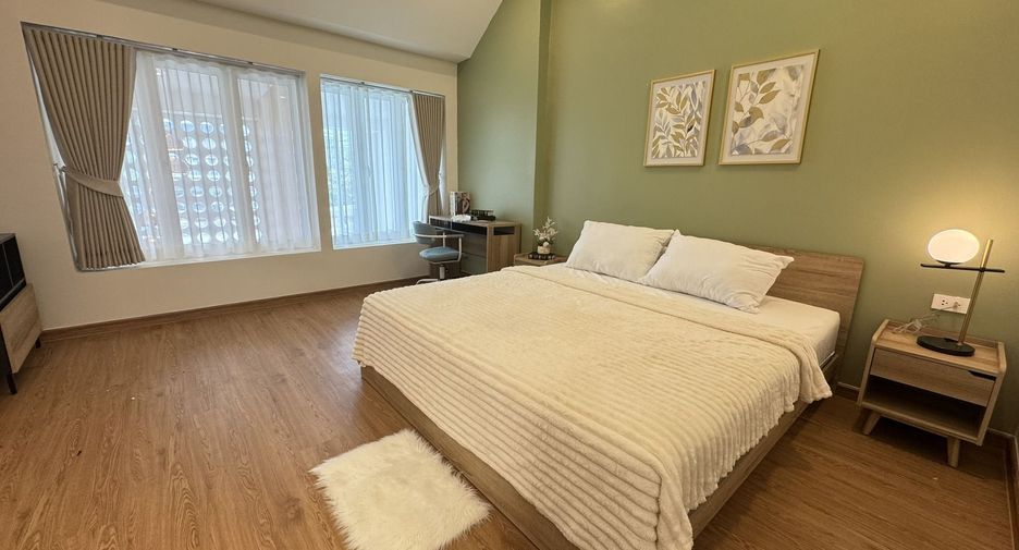Casa en venta de 2 habitaciones en Watthana, Bangkok
