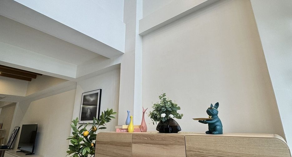Casa en venta de 2 habitaciones en Watthana, Bangkok