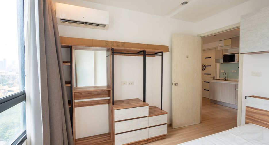 For sale 1 bed condo in Suan Luang, Bangkok