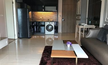For sale 1 bed condo in Khlong Toei, Bangkok